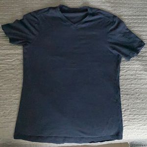 Men’s 5 Year Basic V - Medium - Navy Blue